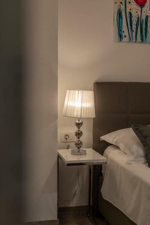 Apartment Ferias Trogir Exterior photo