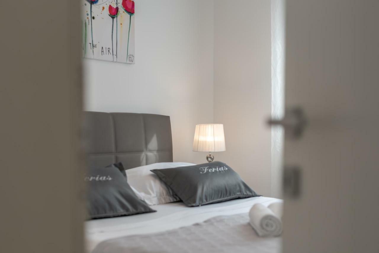 Apartment Ferias Trogir Exterior photo