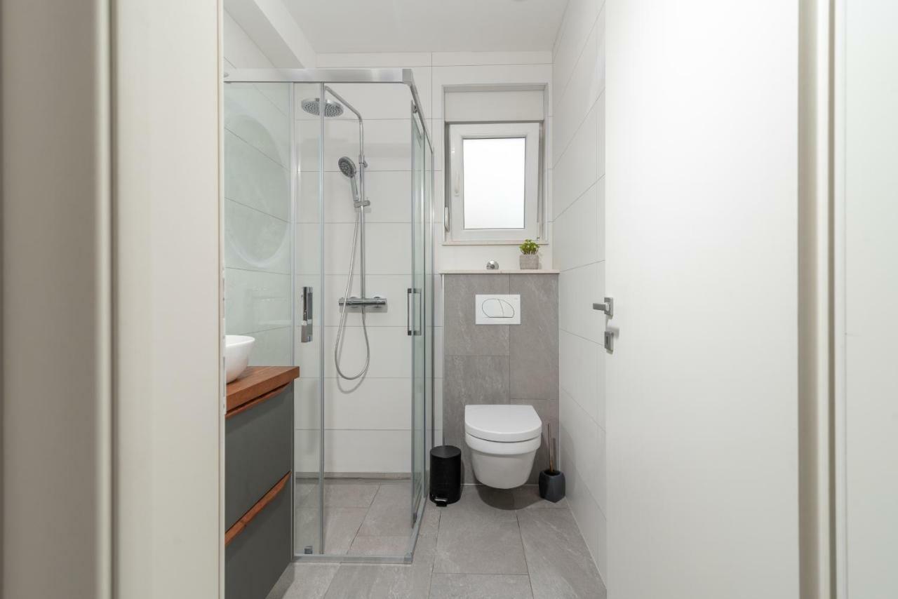 Apartment Ferias Trogir Exterior photo